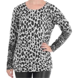 LIVE UNLIMITED Cheetah Zebra Animal Print Soft Sweater Gray Multi Small NWT